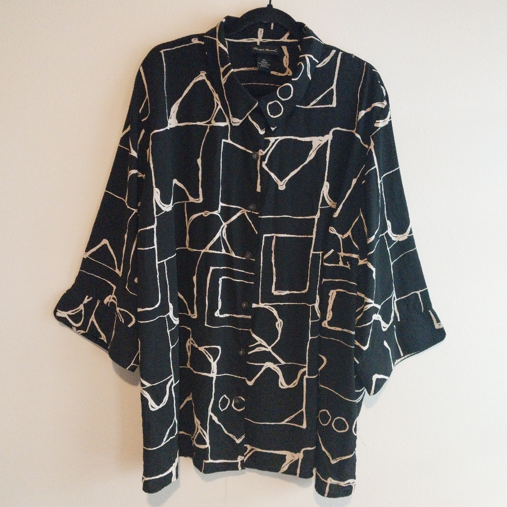 Maggie Barnes Black & Cream Abstract Print 3/4 Sleeve Button Down Blouse